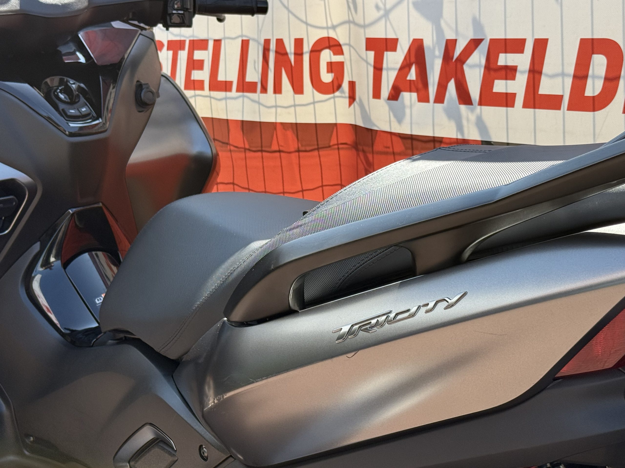 Yamaha Tricity 300 2023 – 8.295,00€ (DEPOT-VENTE)
