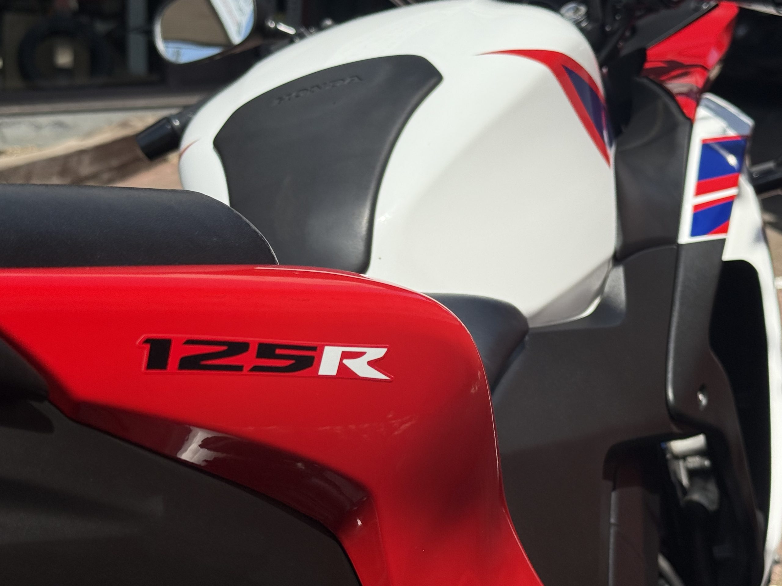 Honda CBR 125R 2011 – 3.249,00€