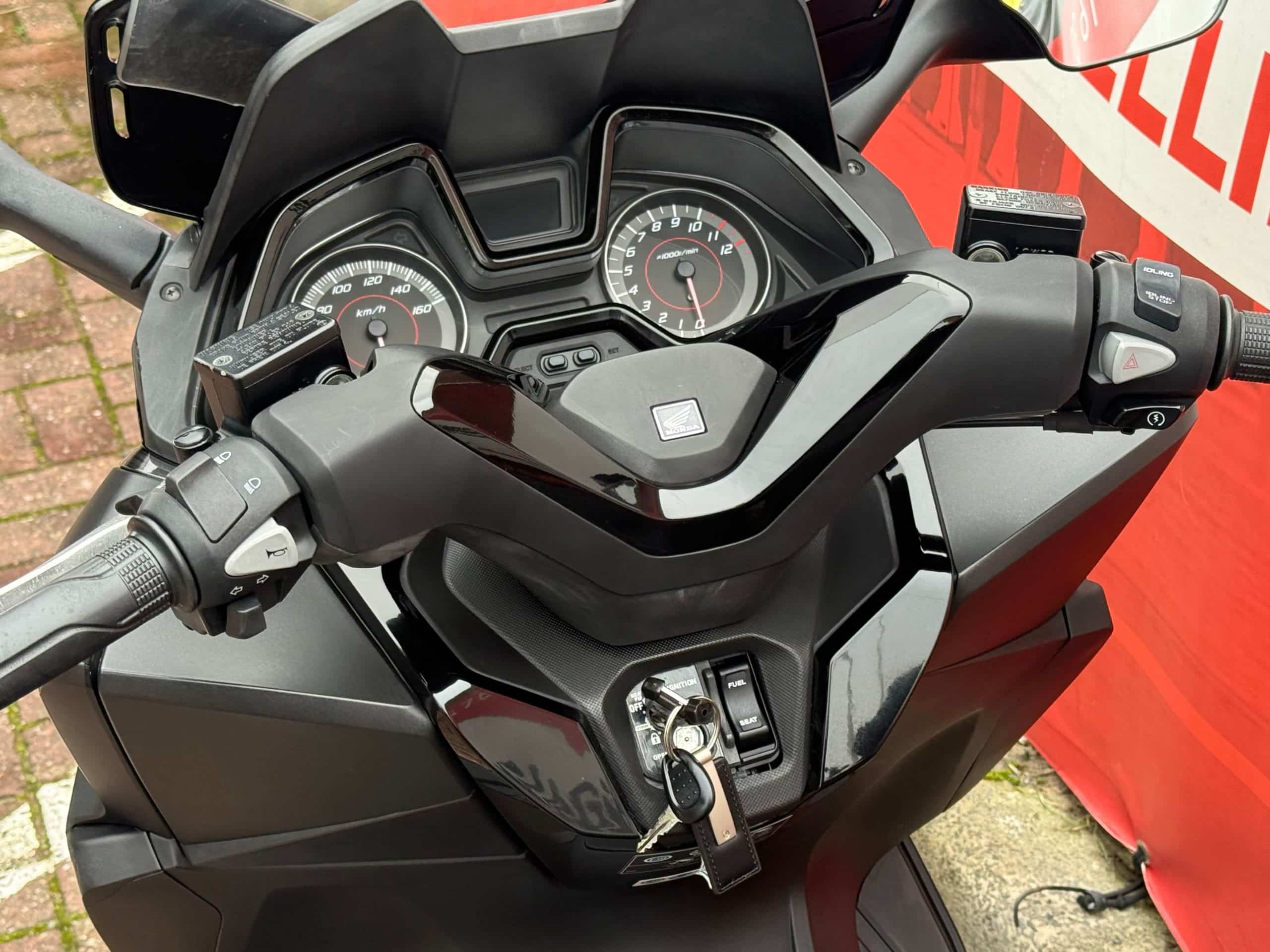 HONDA FORZA 125 ABS 2015 – 3.199,00€